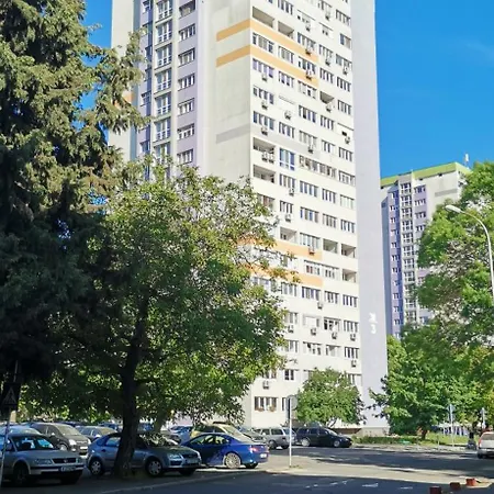 Διαμέρισμα Апартамент Панорама Славейков *